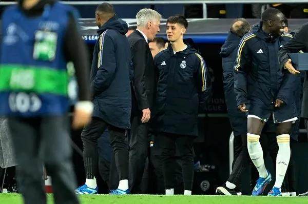 华体在线登录官网-0出场居莱尔伤病戴帽，安帅解围：我21时伤停了两年